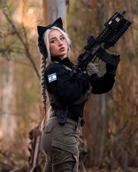 natalia fadeev nsfw|Gun Waifu 